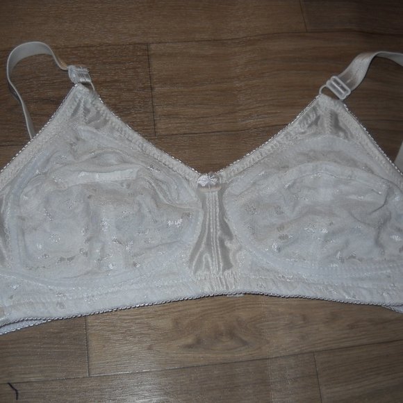 DYNASHAPE LADIES BRA        SIZE        38B - Picture 1 of 5